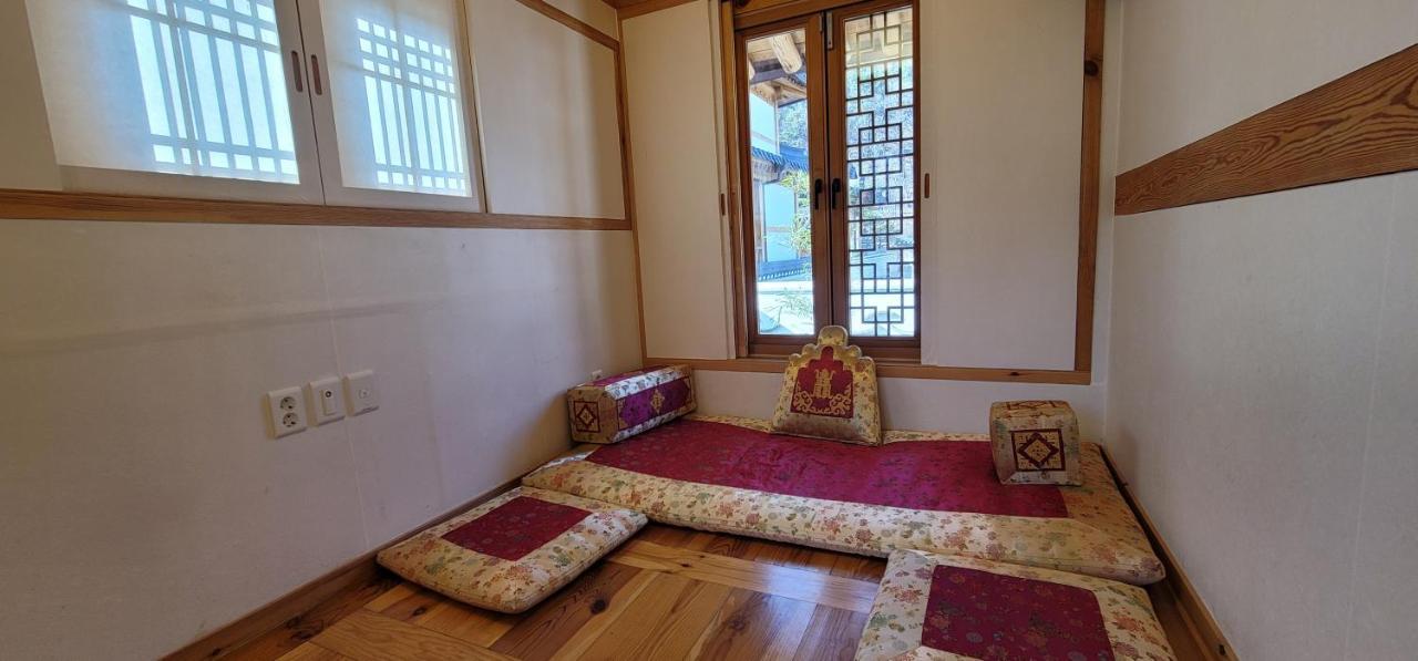 Lodge Chaehyodang Hanok *